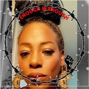 Meet your Posher, Desi